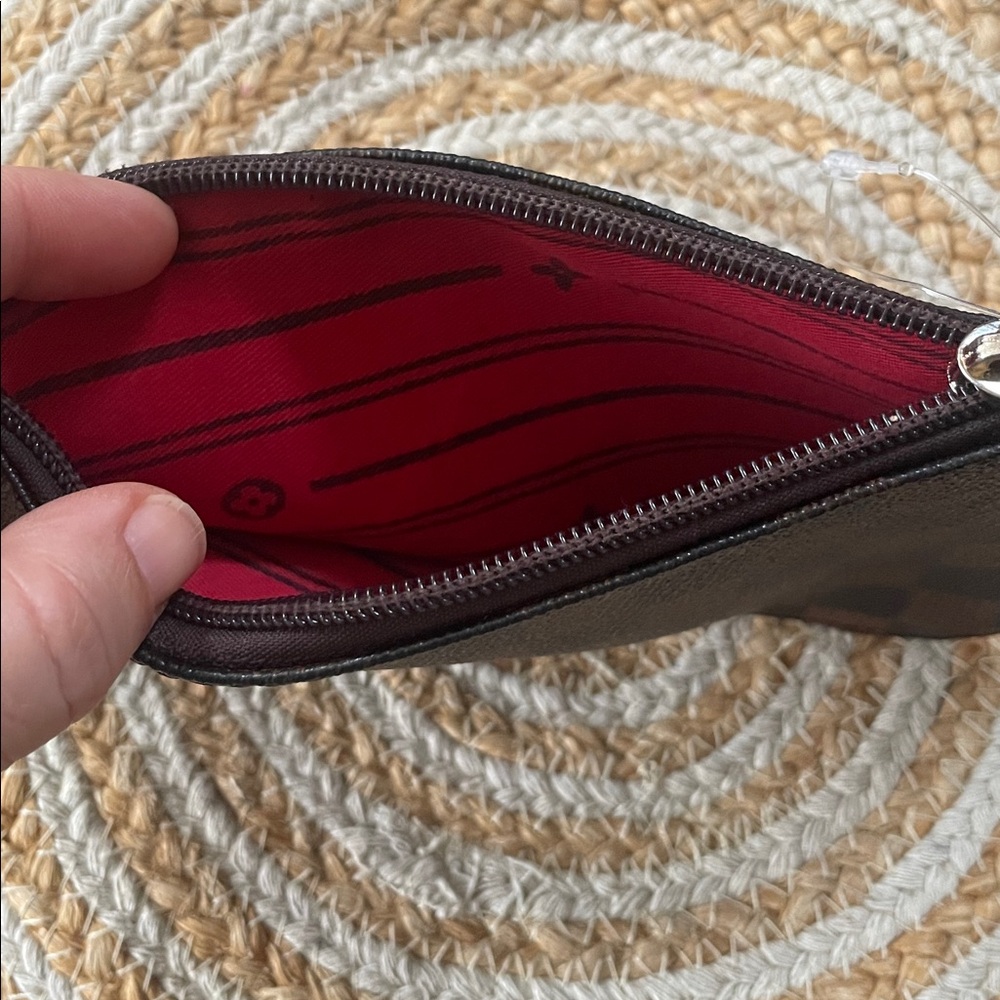 LV Damier Ebene zippered wristlet. - Picture 5 of 6